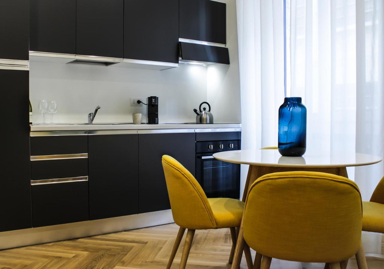 Serendipity Apartments - Duomo ミラノ エクステリア 写真