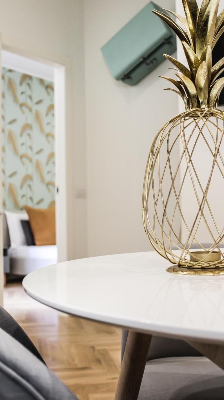 Serendipity Apartments - Duomo ミラノ エクステリア 写真